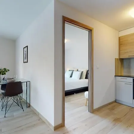 Furnished Apartement #209 - Swiss Apartamento *