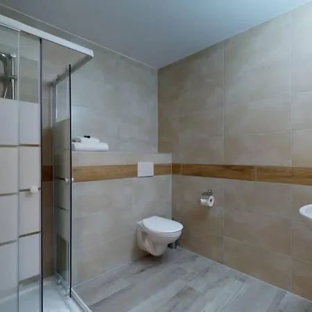 Furnished Apartement #209 - Swiss * Эгль